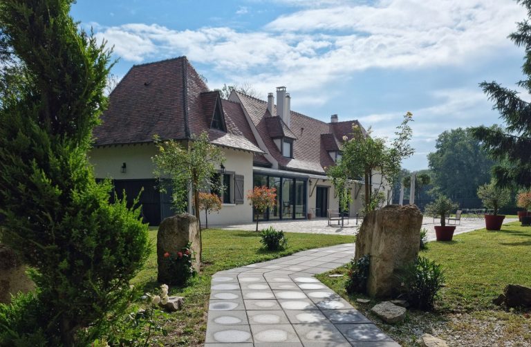 Le Mas — Domaine la Bastide